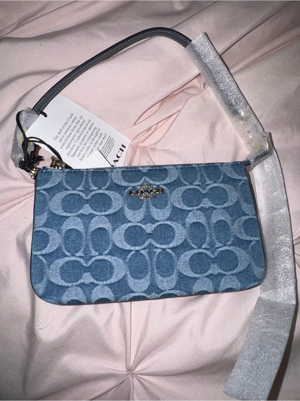 Coach Signature Denim Nolita 19
